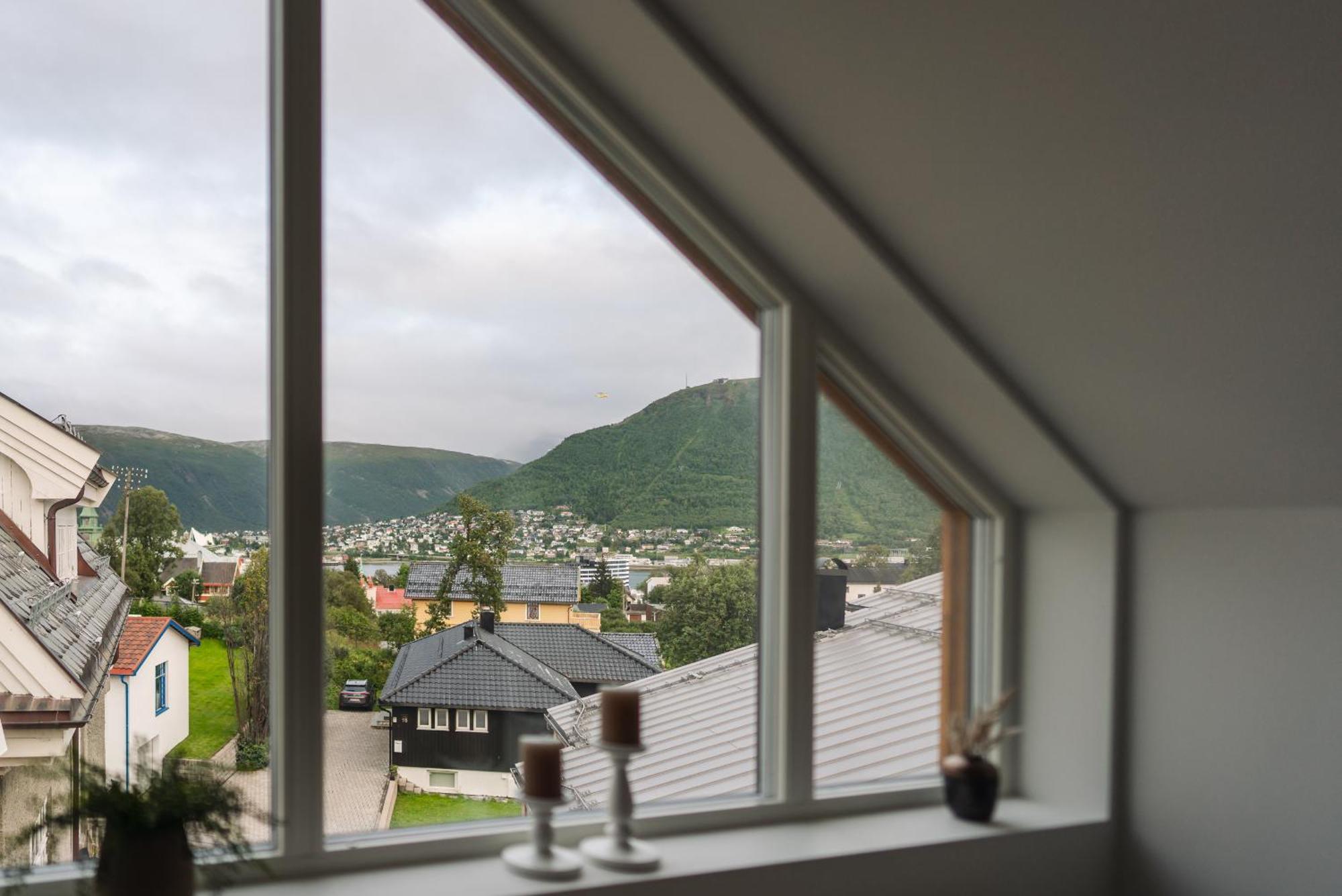 Modern Villas In Plush Town Tromsø Eksteriør billede